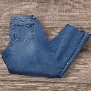 JUNIOR'S REWASH DISTRESSED JEANS
